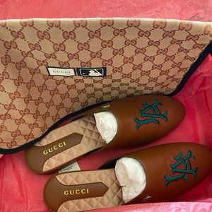 gucci loafer slip ons
